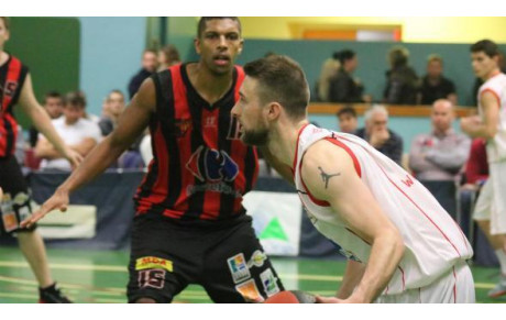 Bruay s'offre le derby des ténors